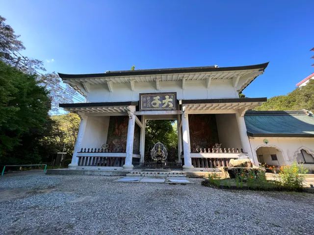 Shirahama Kinkakuji Temple