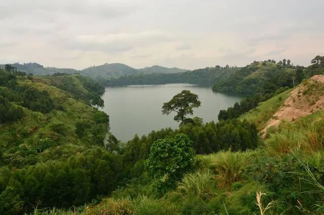 Lake Nyinambuga