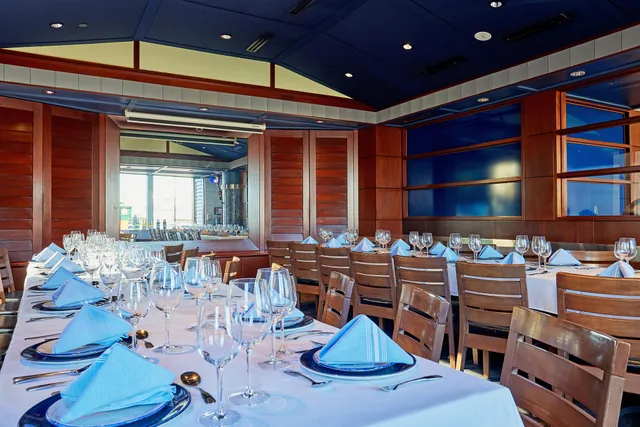 Legal Sea Foods - Long Wharf