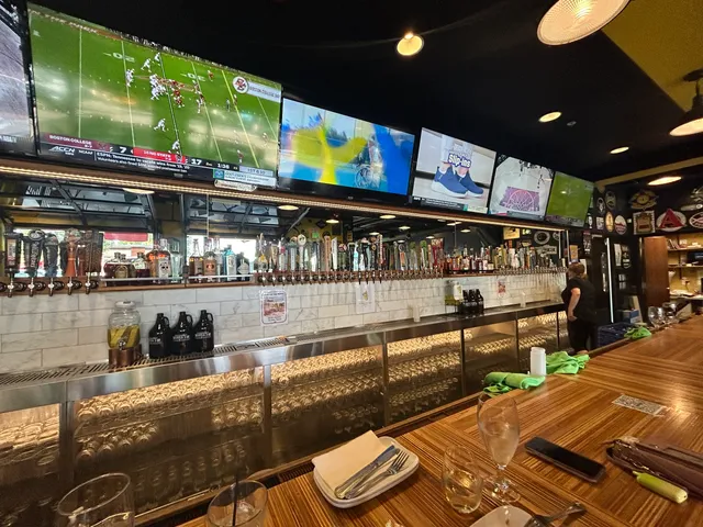 Greg's Kitchen & Taphouse