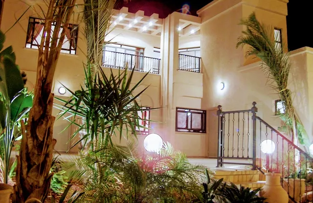 יחידות להשכרה ואירוח לתקופות ובגדלים שונים בקומפלקס