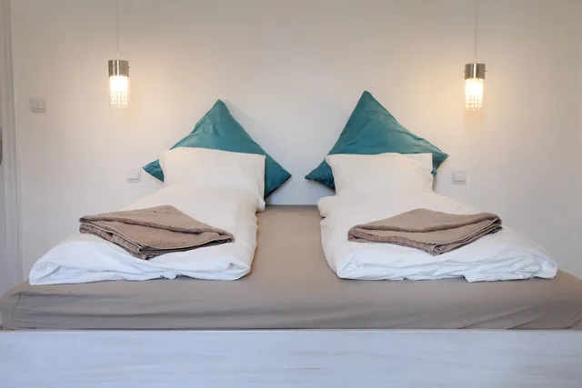 d.Five Elizabeth Garden Apartment