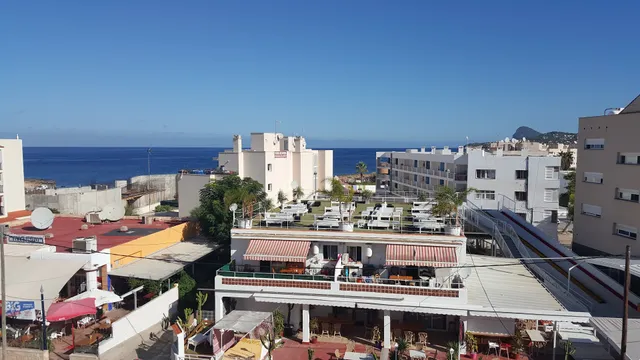 APARTAMENTOS ARCOMAR