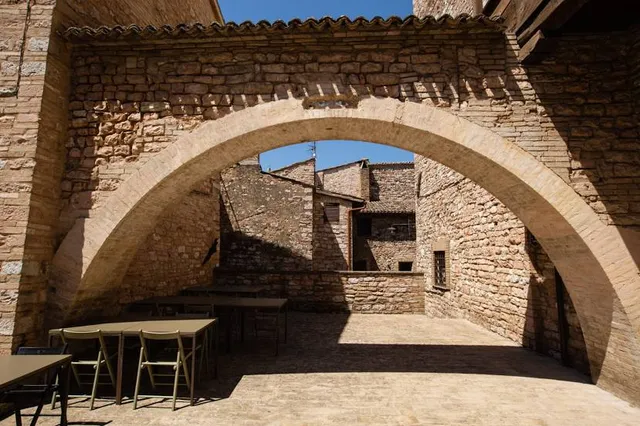 Loggiato Palazzo Urbani