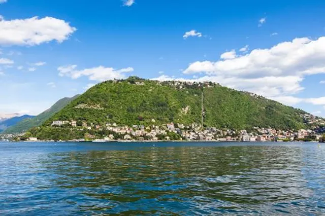 photo-1