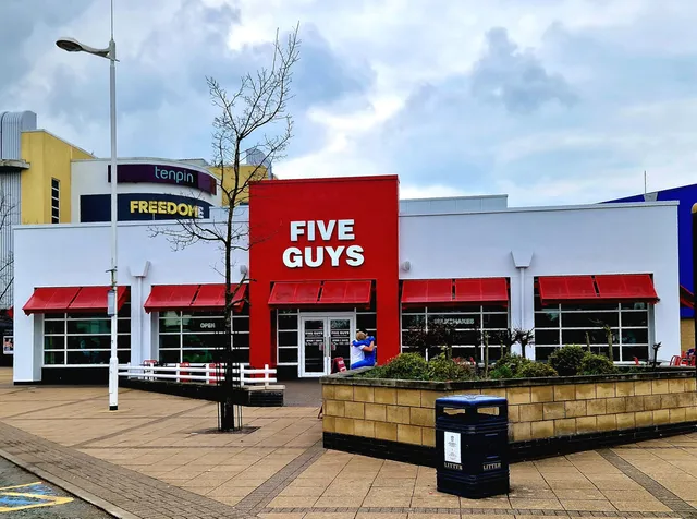 Five Guys Burgers and Fries Cheshire Oaks