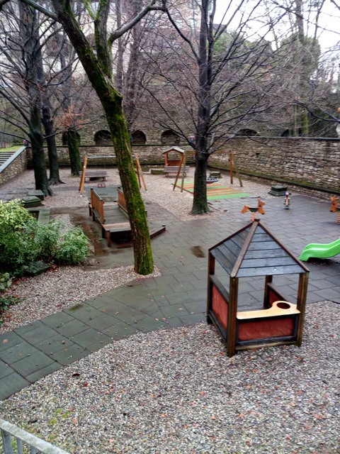 Giardino La Crotta - Bene Comune (parco giochi e servizi sociali)