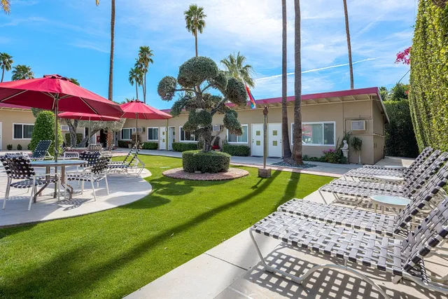 Inndulge Palm Springs