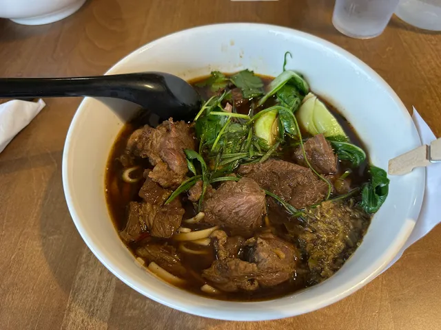 Hou Jia Kitchen & Bar