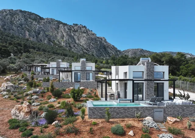 AELIA HORIZON VILLAS