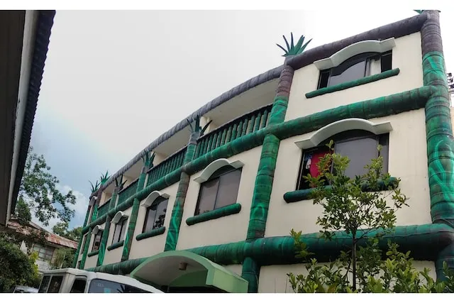 OYO 800 Ddd Habitat Dormtel Bacolod