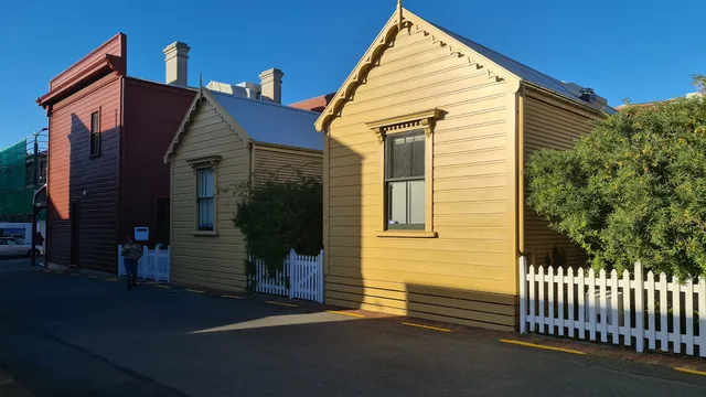 Wellington City Cottages