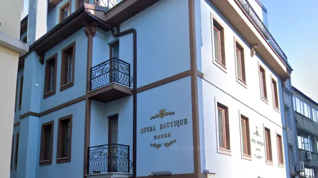 Royal Boutique House