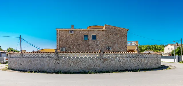 Goldhome - Gran villa para 18 personas