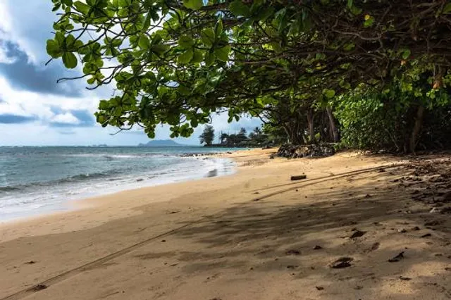 Kalaeʻōʻio Beach Park