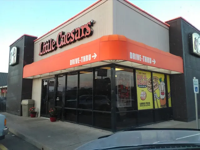 Little Caesars Pizza