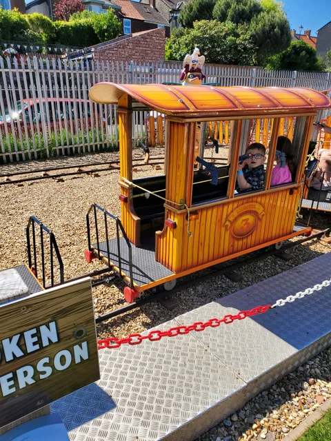 Pop's Meadow Children's Amusement Park & Cafe