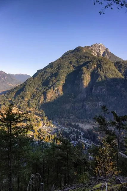 Kw’okw’echíwel Stl’áleqem (Dragon's Back) trailhead