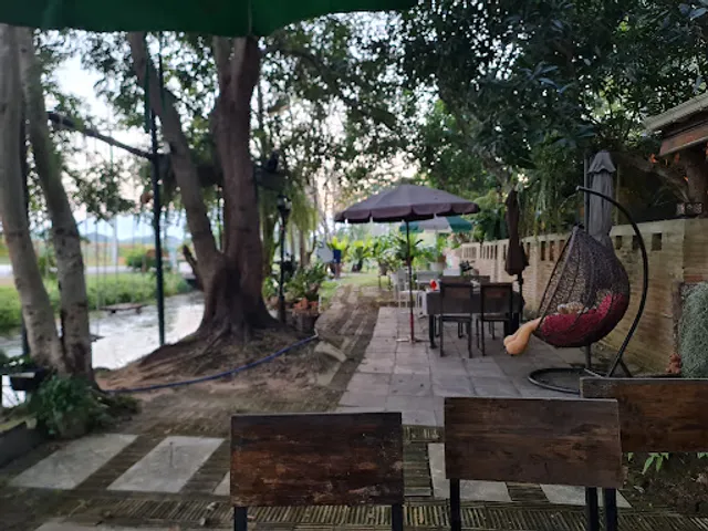 ล้าน ไลค์ สลัด Millions Like Salad