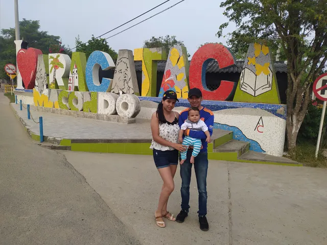 Lineal Macondo Park