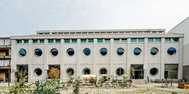 SILO soulfood hostel meetings