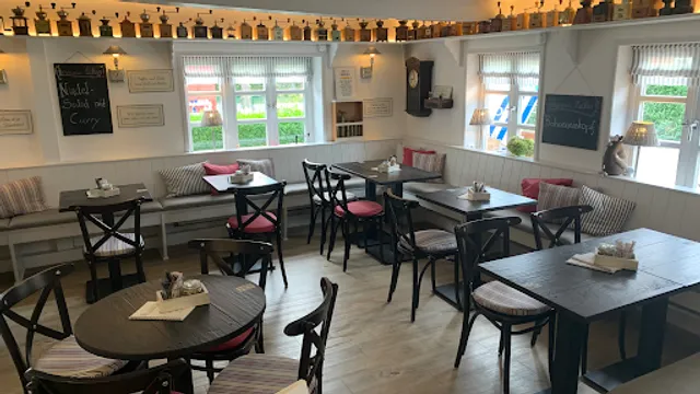 Friesen-Café . Tee- und Kaffeestube in Nebel