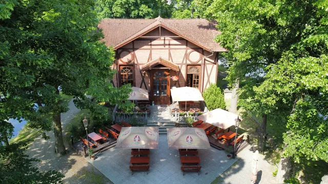 Penzion Restaurace Ostrov