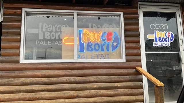 PARCEBORI: PALETAS, EMPANADAS, AREPAS, CHOLAO, CAFÉ FRÍO, CALIENTE…