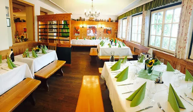 Wein und Heuriger Distl Franz