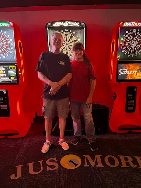 JUS 1 More Bar & Grill