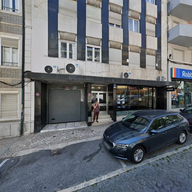 Lisbon Domus 74 by amcf