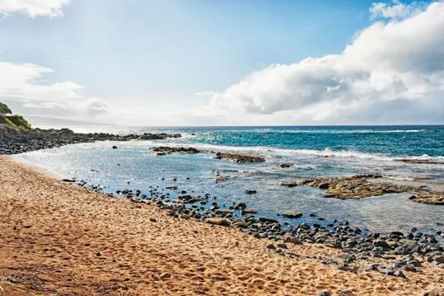 Lower Pāʻia Beach