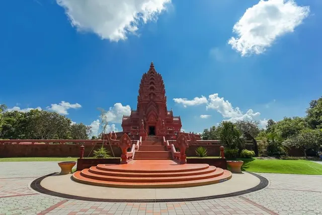 Wat Pa Khao Noi
