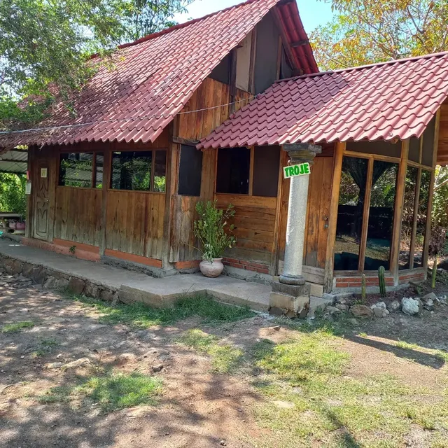 Aguas Termales KAUAR TIKURI