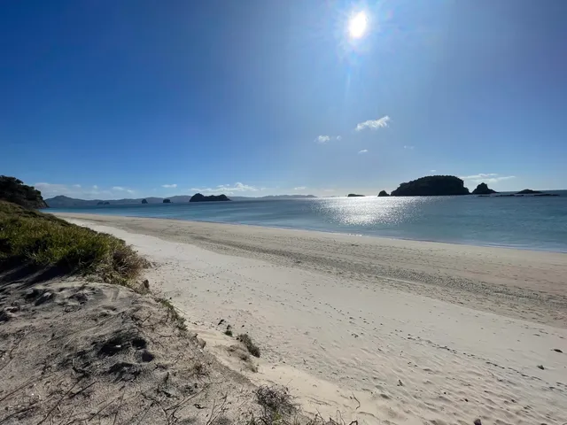 Hahei Beach to Cathedral Cove