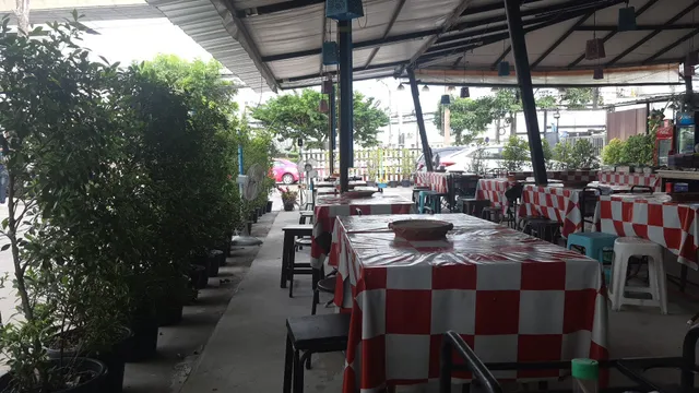 ช่อม่วงบุฟเฟ่ต์ หมูกระทะ-ชาบู