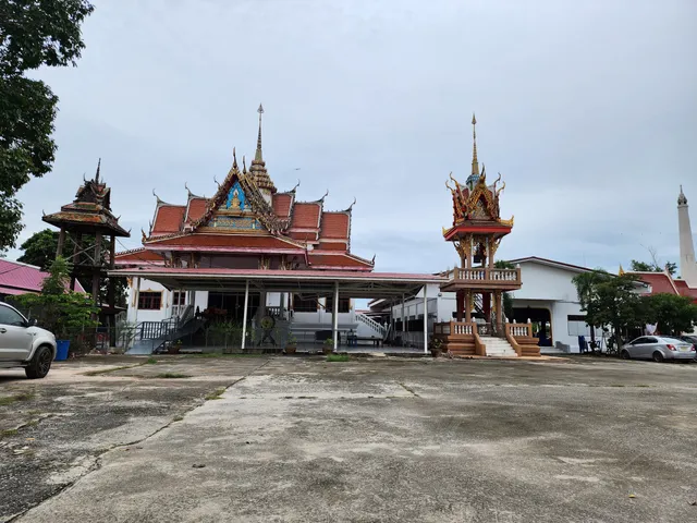 Wat Noen Tamak