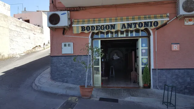Bodegón Antonio Guia de Isora Casco
