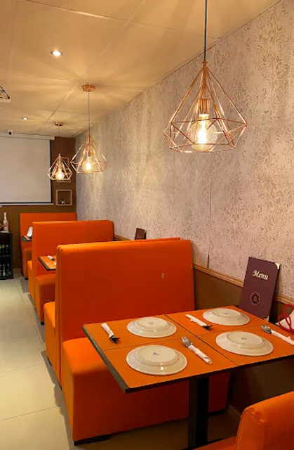 Shahi Dawat Indian Restaurant & Bar