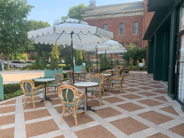 Jilly's Boutique Cafe