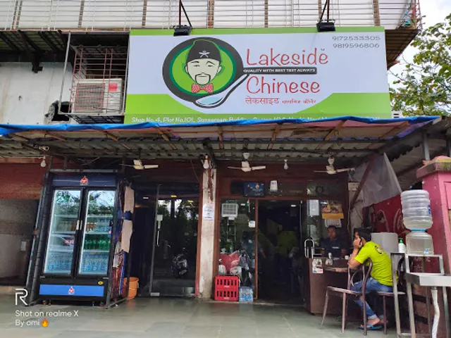 Lakeside Chinese Corner