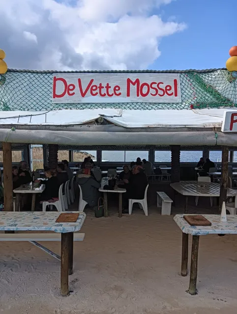 De Vette Mossel Hermanus | Beach Seafood Restaurant Experience