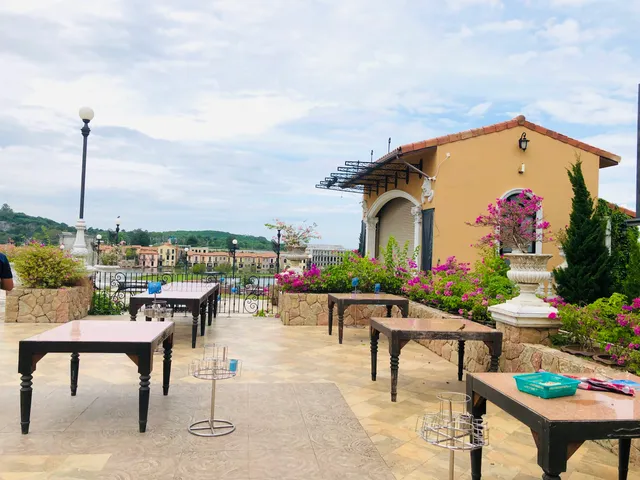 Mumaroi Restaurant Khao Chee Chan