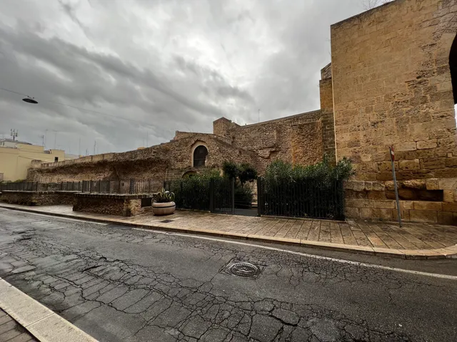 Remains of a large Roman reservoir (Vasche Limarie)