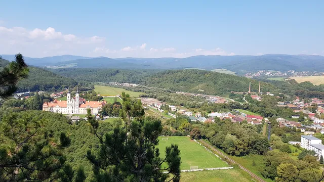 Jászői szikla tanösvény