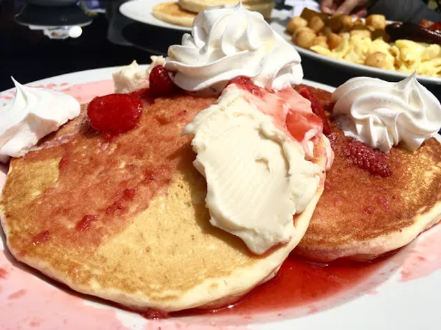 Smitty's Family Restaurant - Nanaimo Rock City