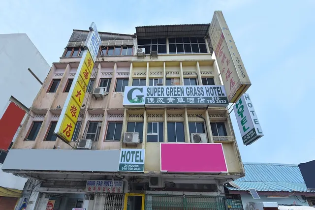 SPOT ON 90625 Super Green Grass Hotel