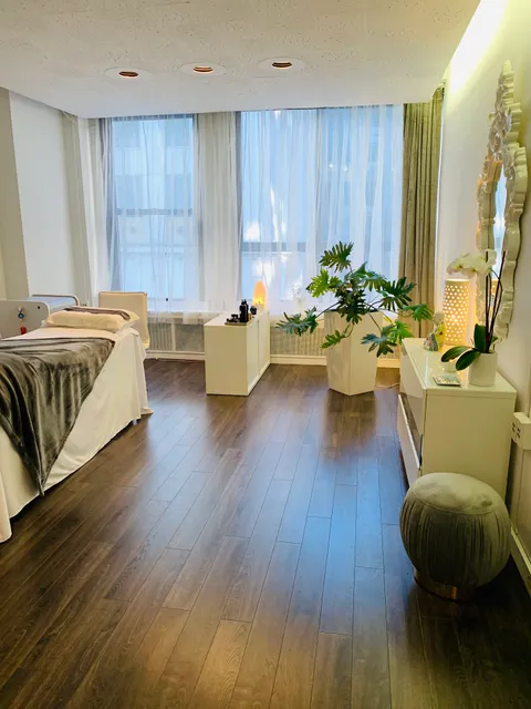 Ildi Pekar Skin Care