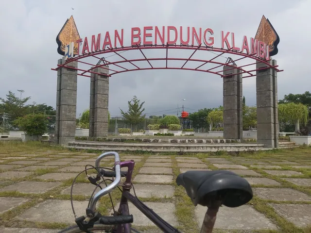 Taman Bendung Klambu