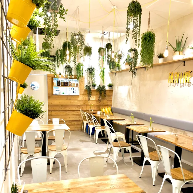 Sunny Side Up Westend